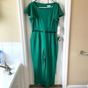 Calvin Klein Green Pant Suit- New with tags- Size 14